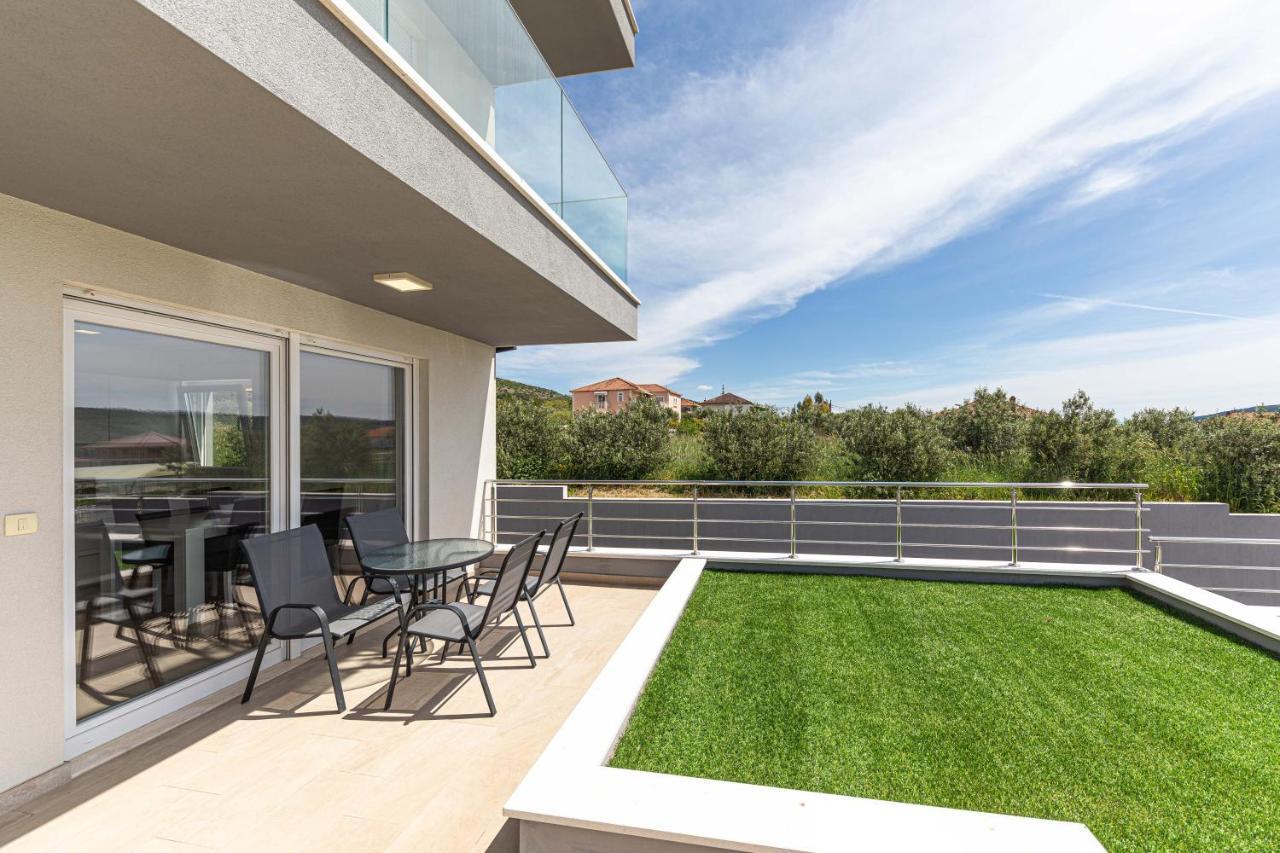 Blue View Apartment โตรกีร์ ภายนอก รูปภาพ